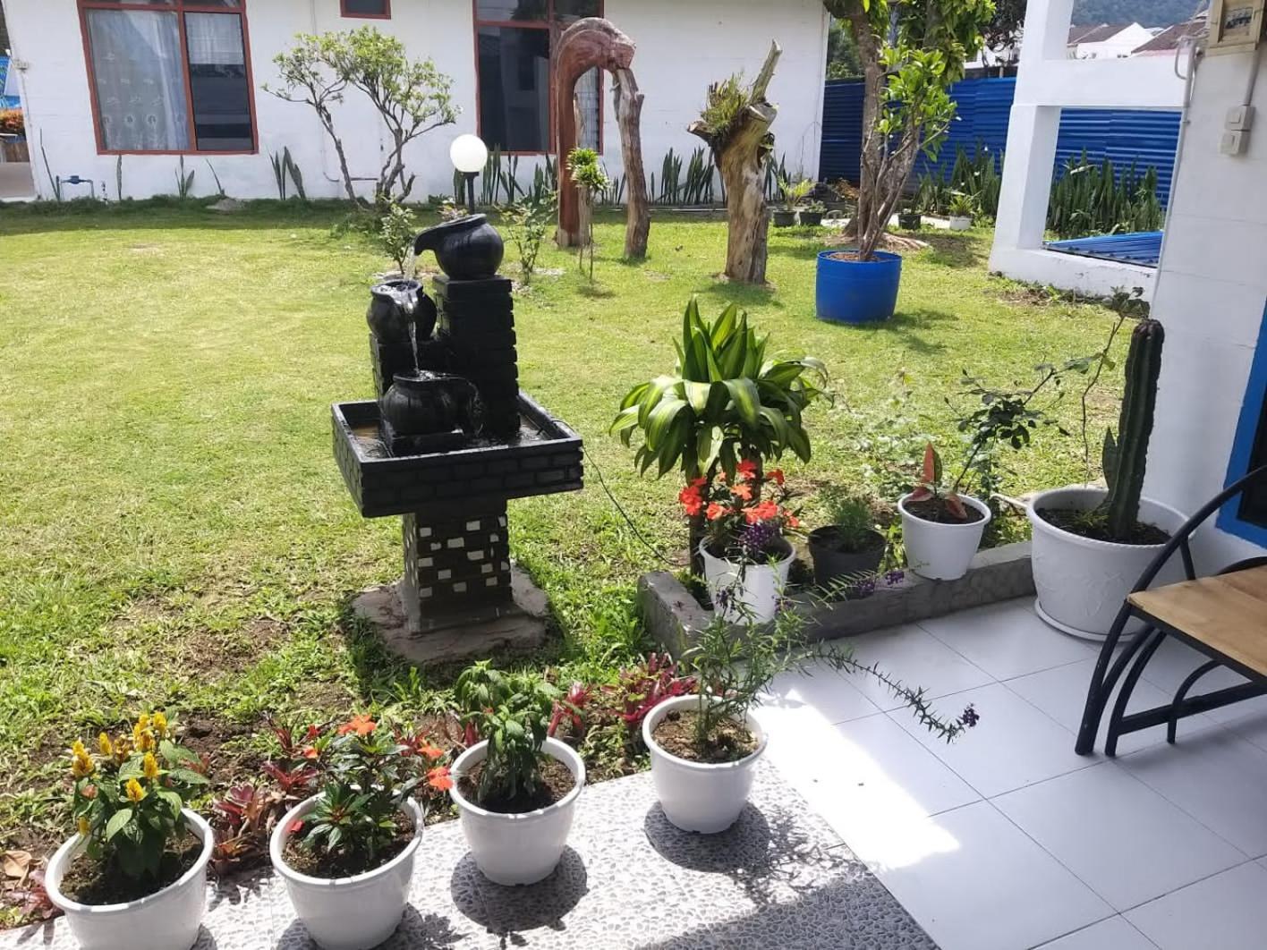 Kaliaga Bungalow Berastagi Exterior foto